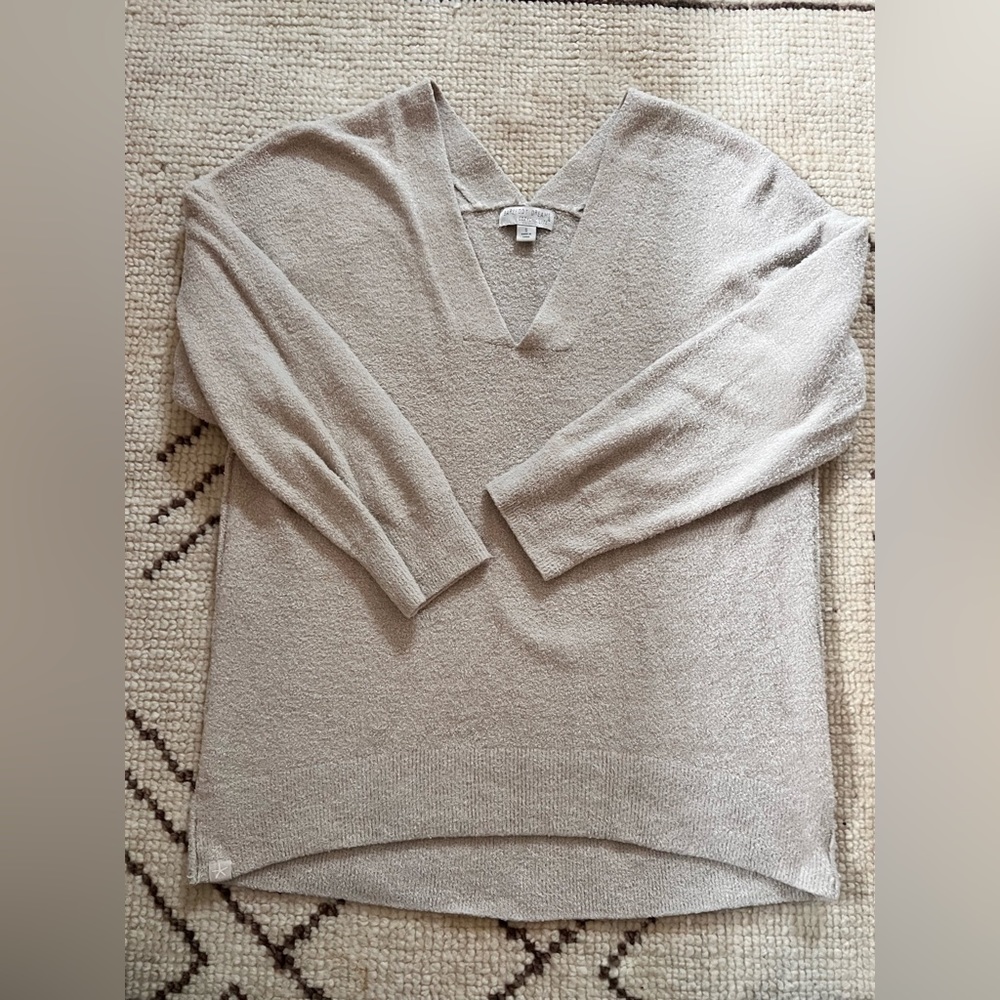 Barefoot dreams sweater, size small